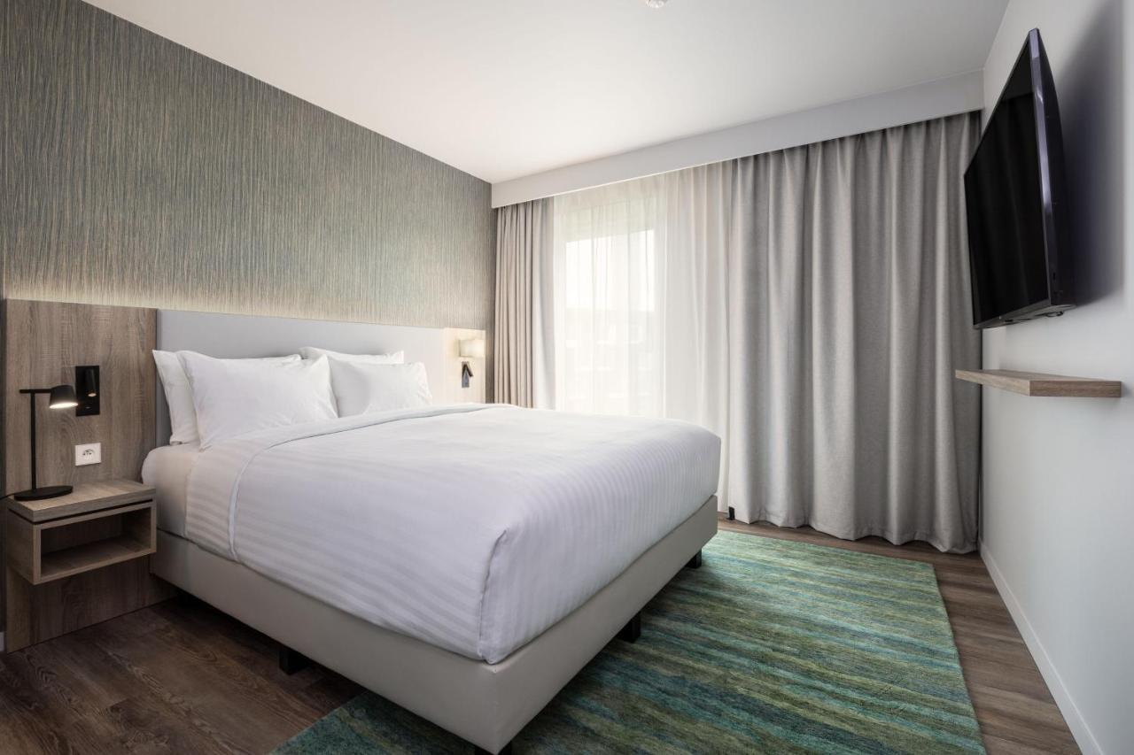 Residence Inn By Marriott Paris Charles De Gaulle Central Airport Руасси-эн-Франс Экстерьер фото